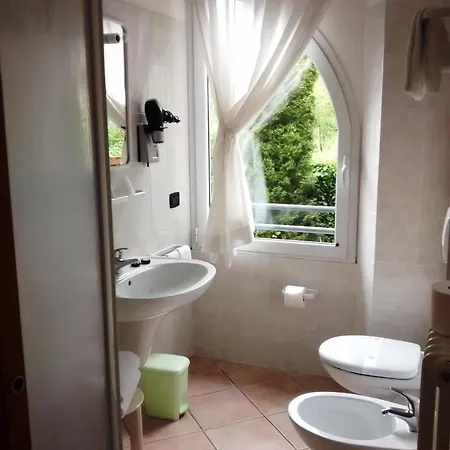 Eremo Gaudio Otel 3*